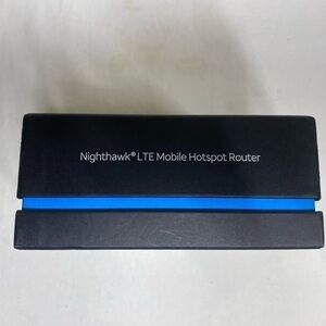 Nighthawk Mobile LTE Hotspot Router NWOT